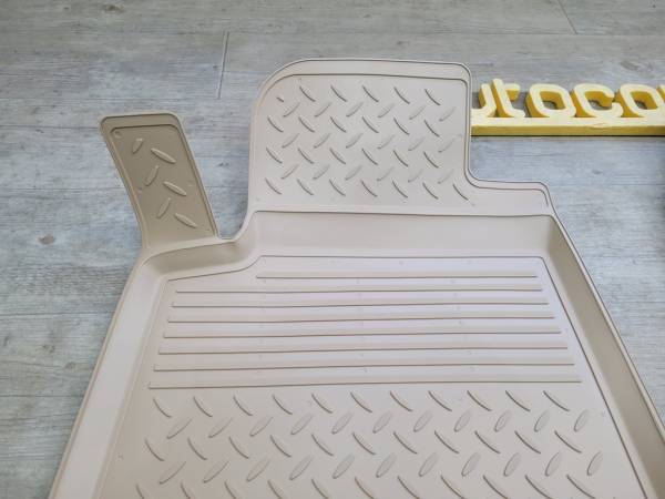 Коврики в салон GAZ Volga Siber (2008-н.в.) с бежевый